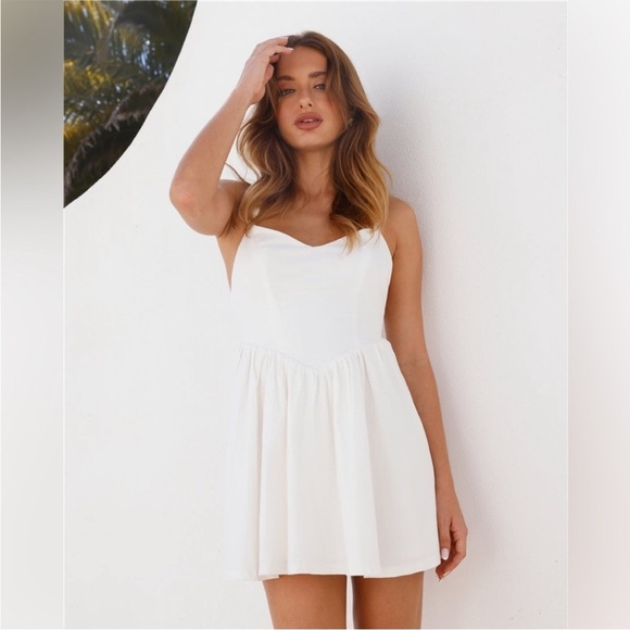NWT Hello Molly Sunbeam Linen-Blend White Mini Dress Crisscross Back Corset - Picture 2 of 13